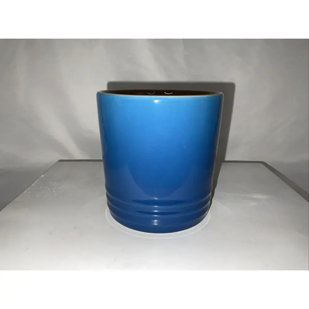 NEW LE CREUSET MARSEILLES BLUE STONEWARE COFFEE MUG CUP 12 Oz. - Picture 2 of 6